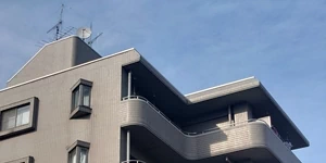 地震後に外壁タイルが剥がれる？知らないと危ない建物管理の落とし穴